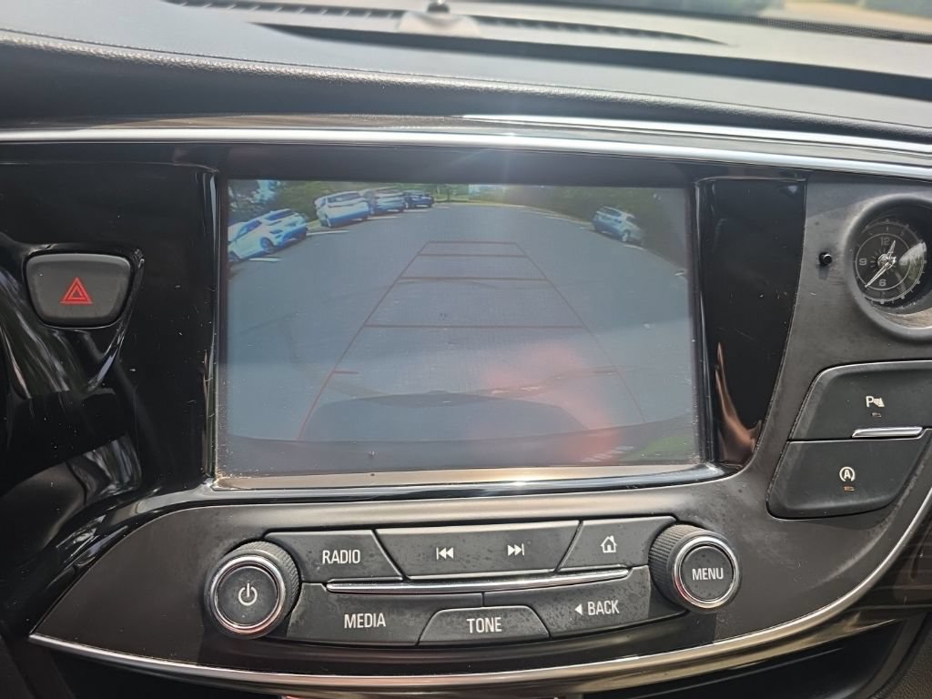 Used 2019 Buick Envision Preferred AWD/4WD image 19
