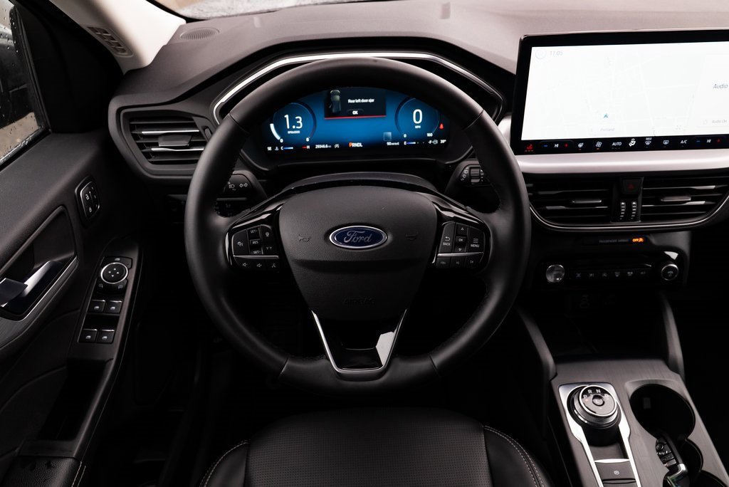 Used 2024 Ford Escape Platinum image 11