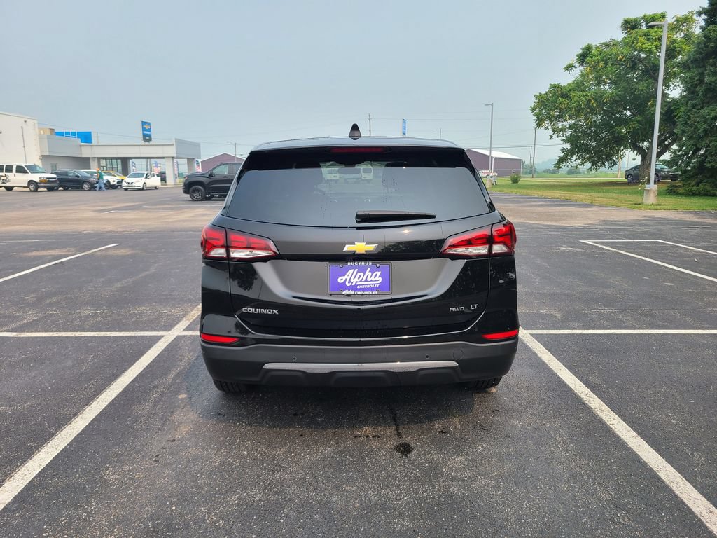 Used 2023 Chevrolet Equinox LT AWD/4WD image 6