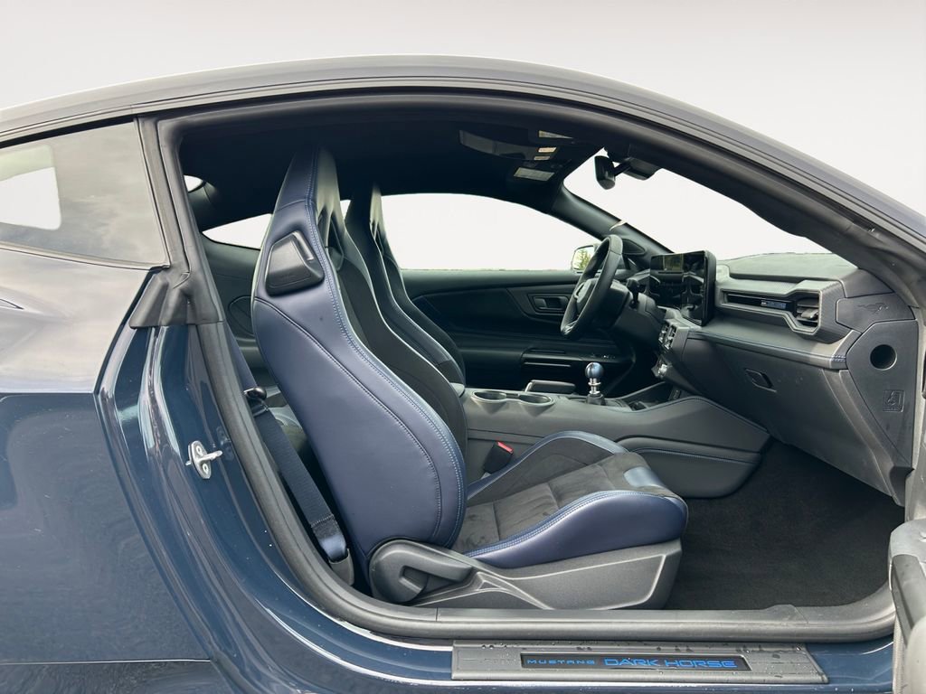 Used 2024 Ford Mustang Dark Horse image 10
