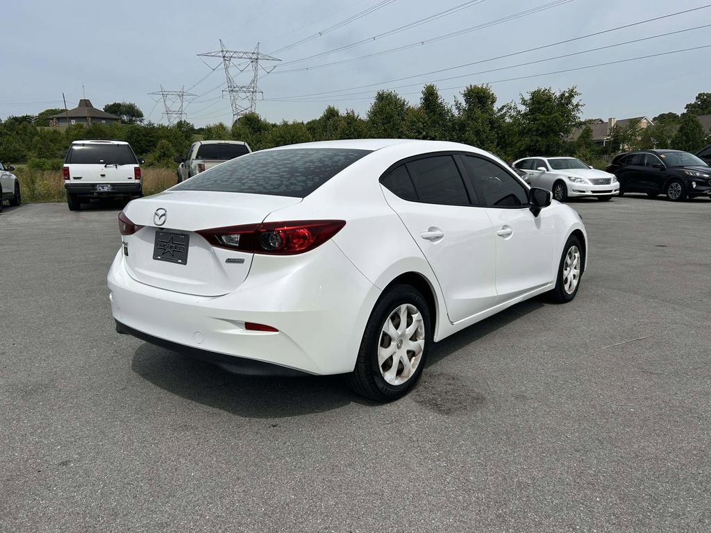Used 2018 MAZDA MAZDA3 Sport FWD image 3