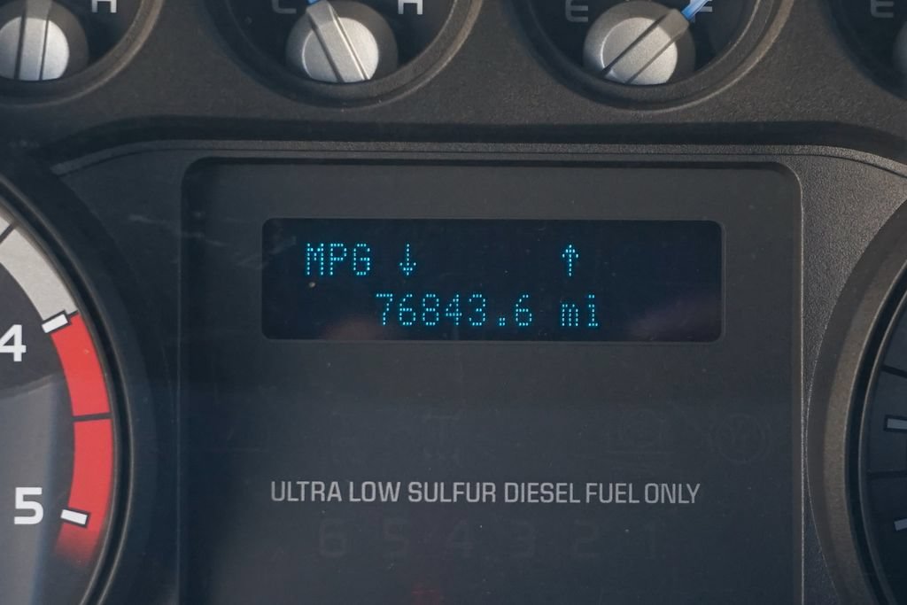 Used 2016 Ford F650 2WD Crew Cab Super Duty image 33