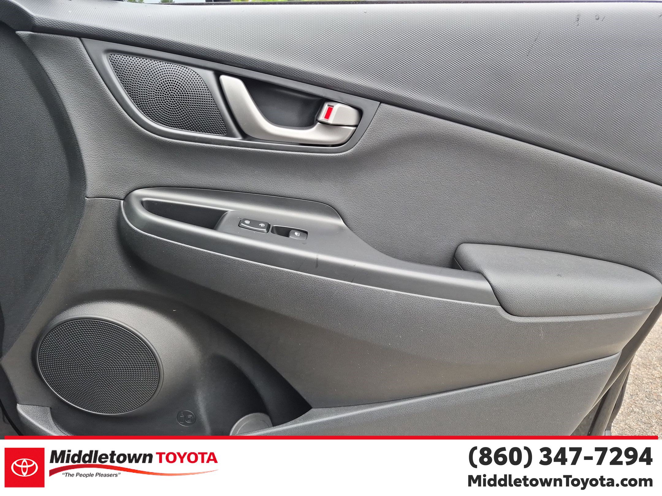 Used 2018 Hyundai Kona Limited AWD/4WD image 35