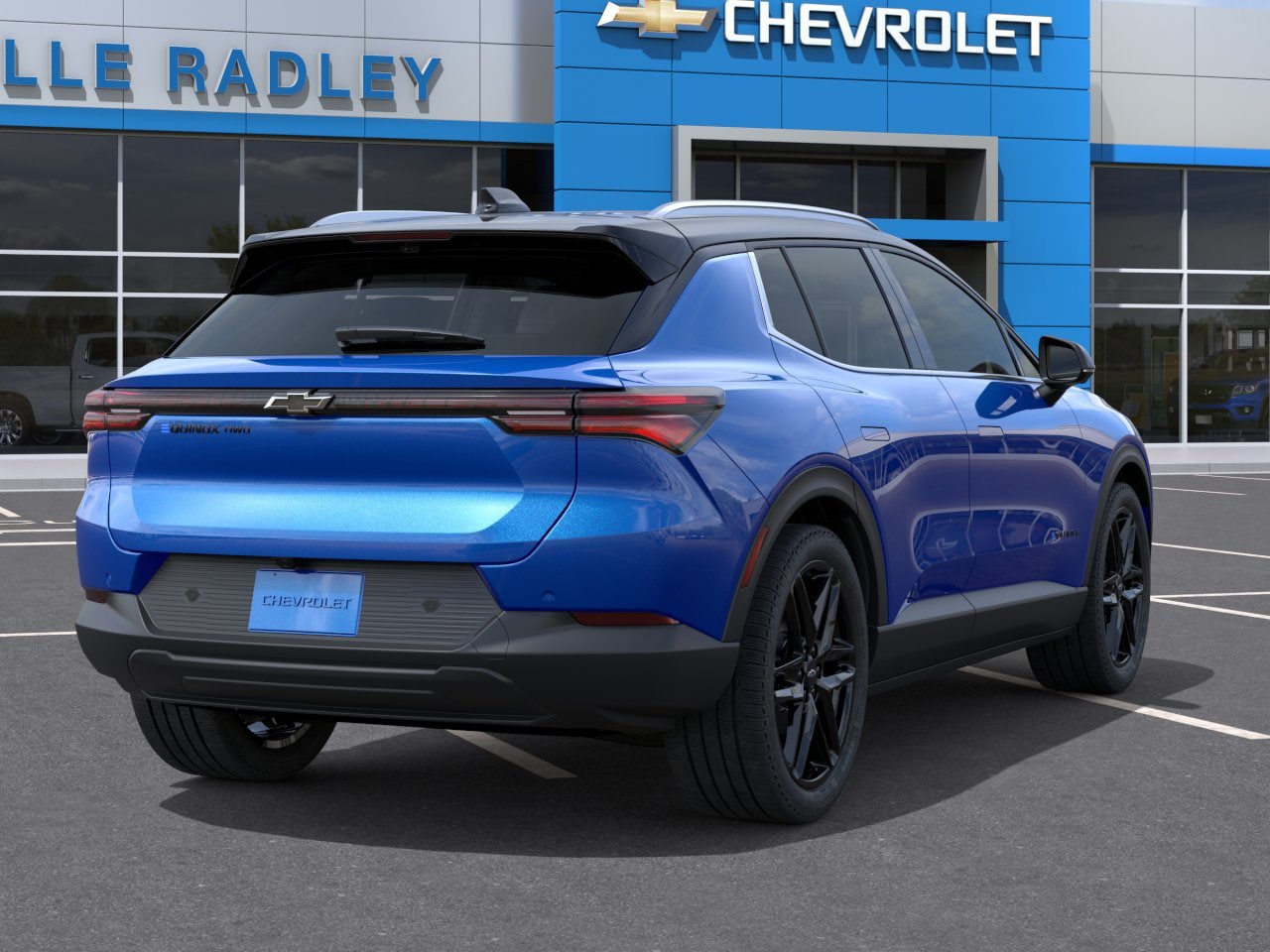 New 2026 Chevrolet Equinox EV LT w/ LPO, Blackout Package AWD/4WD image 4