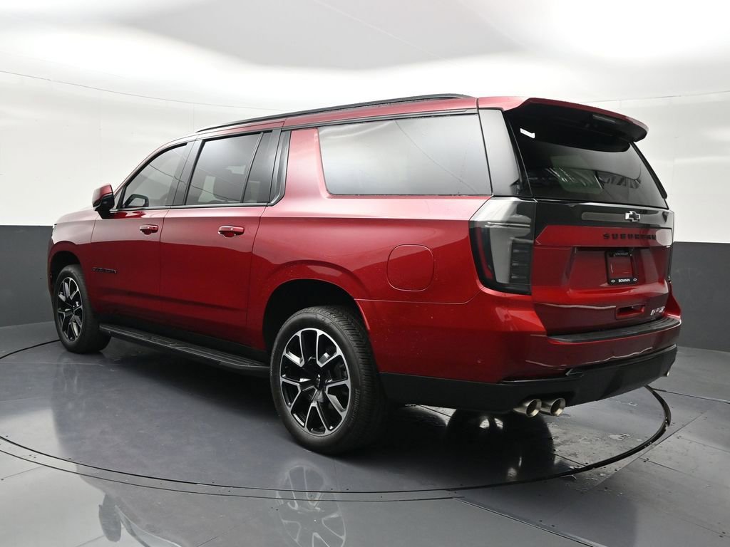 Used 2026 Chevrolet Suburban RST w/ Comfort Package image 3