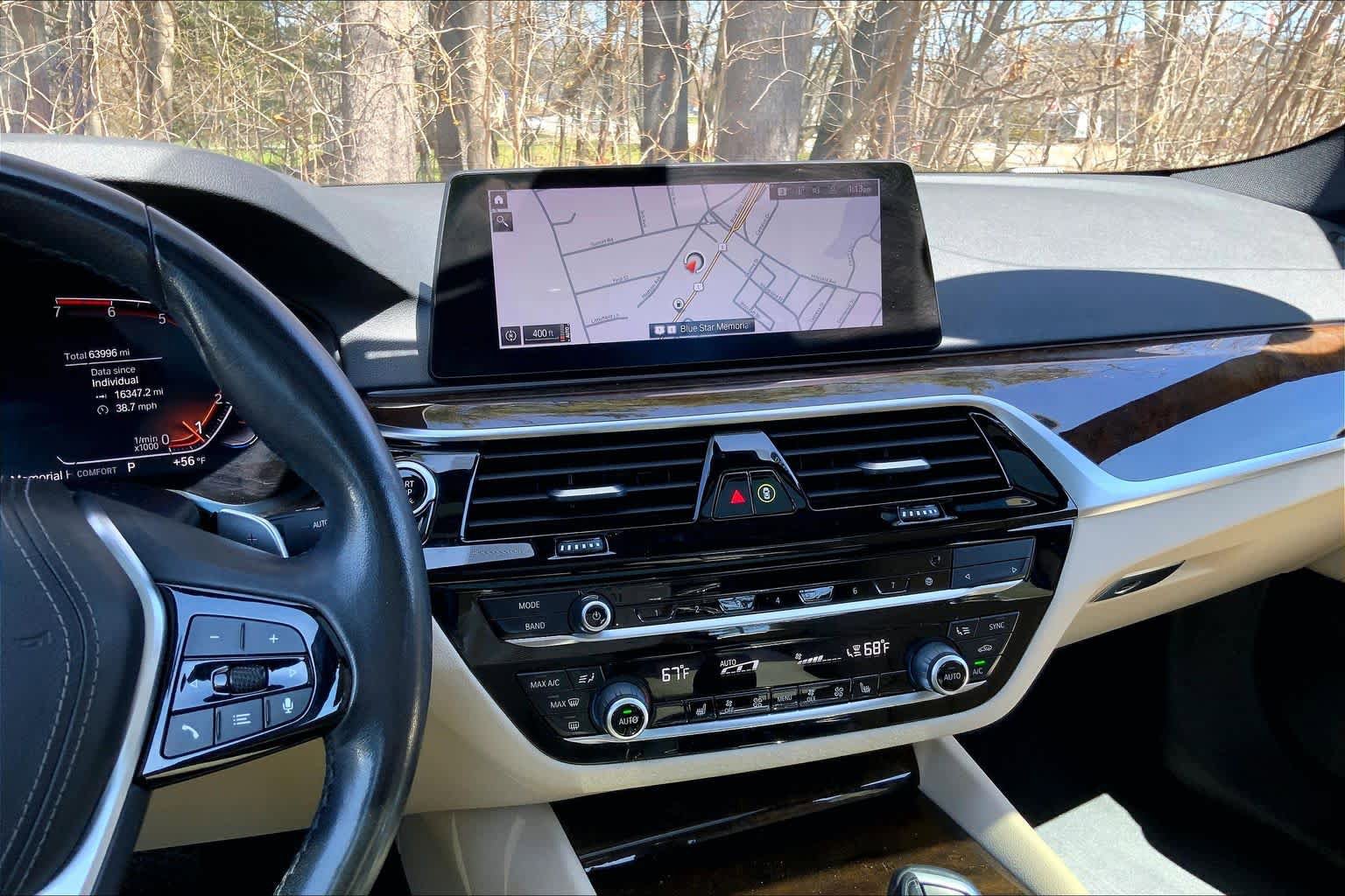 Used 2020 BMW 530i xDrive w/ Premium Package AWD/4WD image 7