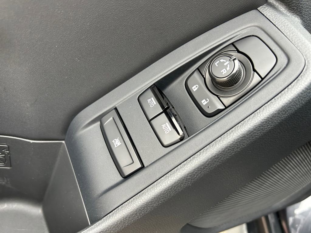 Used 2025 Toyota GR86 Premium RWD image 24