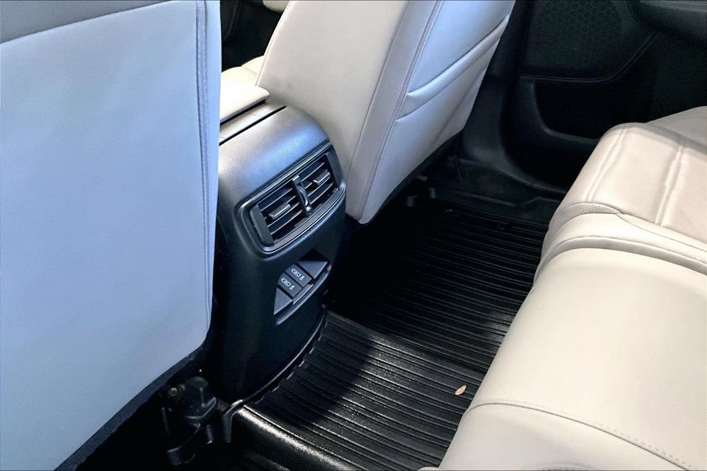 Used 2017 Honda CR-V EX-L image 10
