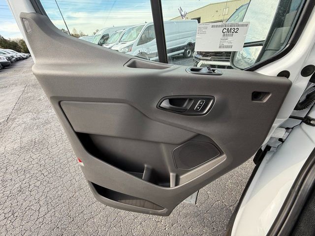 New 2026 Ford Transit 250 148 Medium Roof w/ Load Area Protection Package image 31