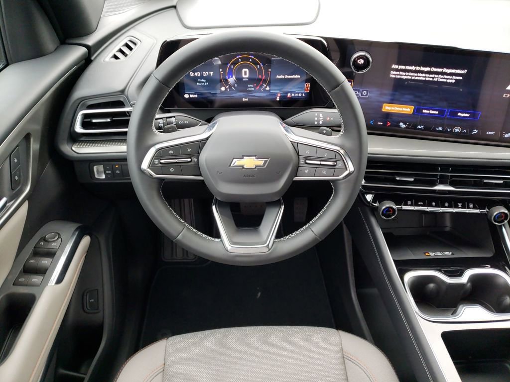 New 2026 Chevrolet Traverse LT FWD image 13