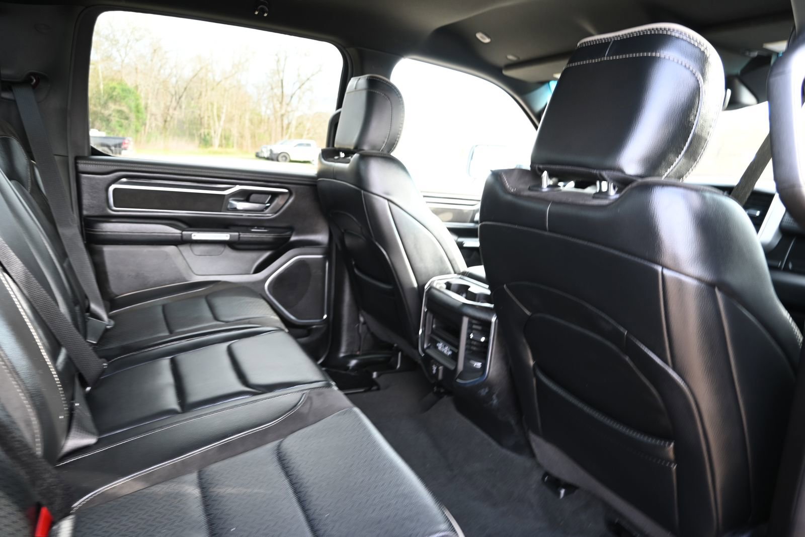 Used 2024 RAM 1500 Laramie image 25