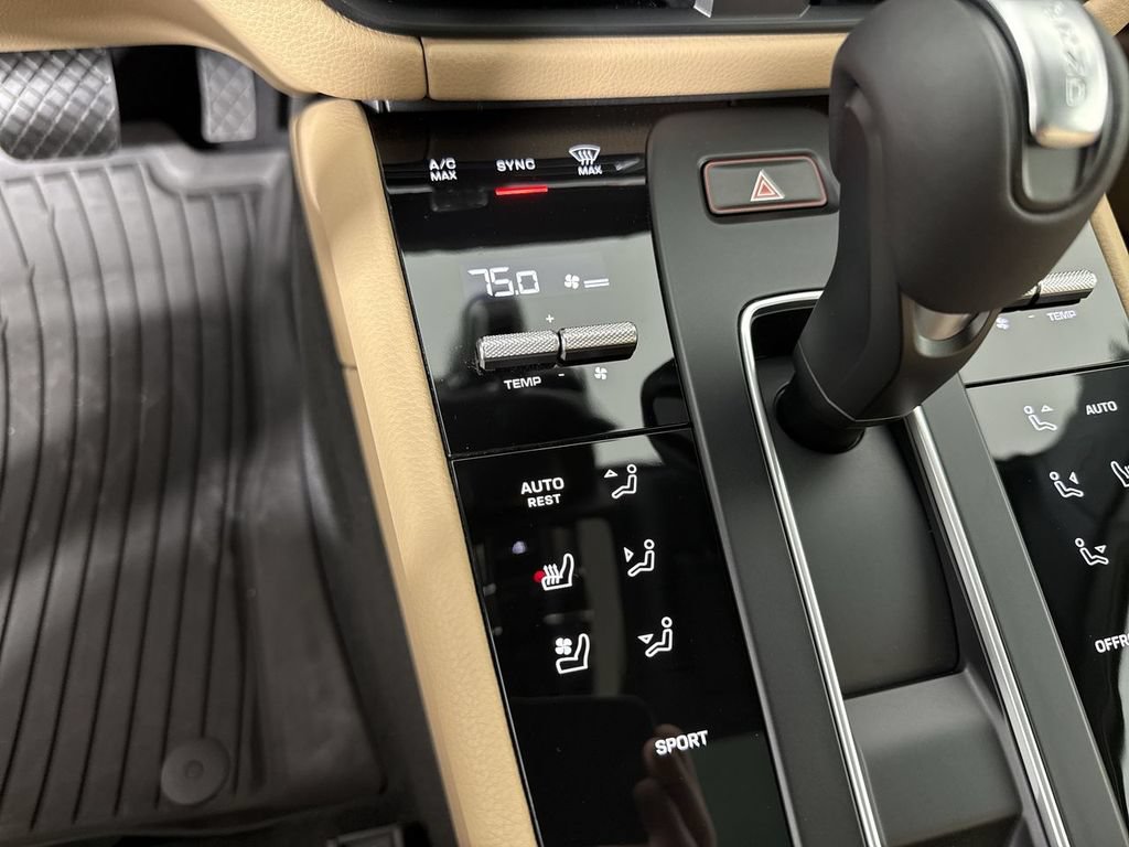 New 2026 Porsche Macan AWD/4WD image 31