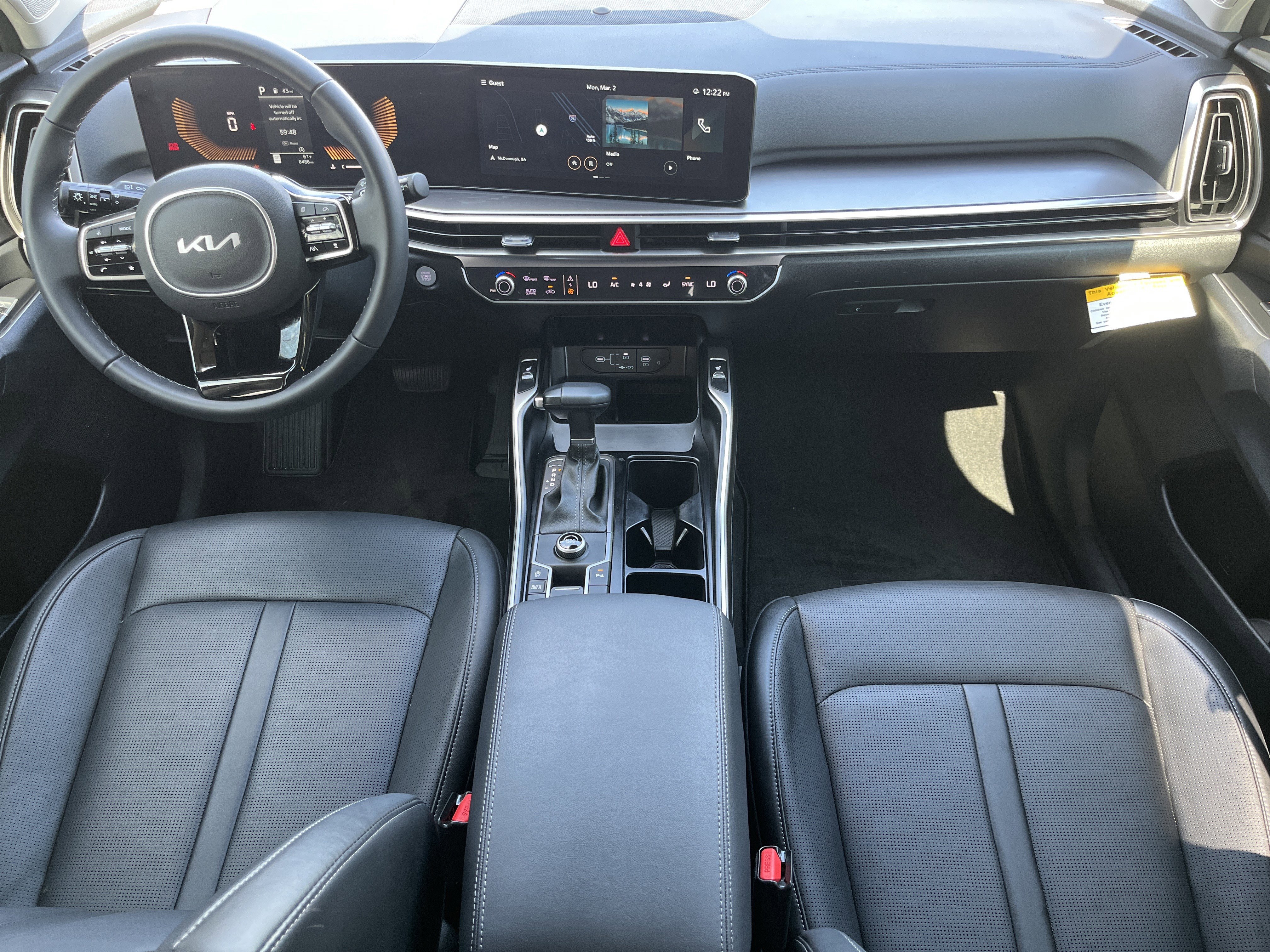 Certified 2025 Kia Sorento EX w/ Panoramic Sunroof Package image 3