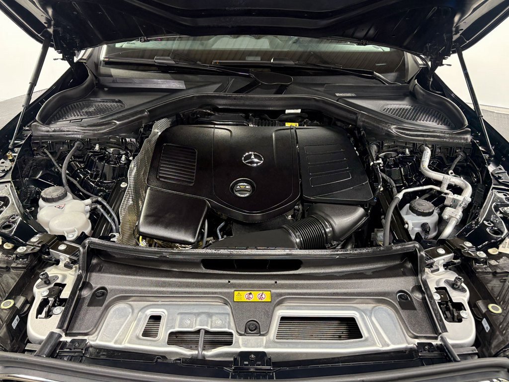 Certified 2025 Mercedes-Benz GLC 300 4MATIC image 32