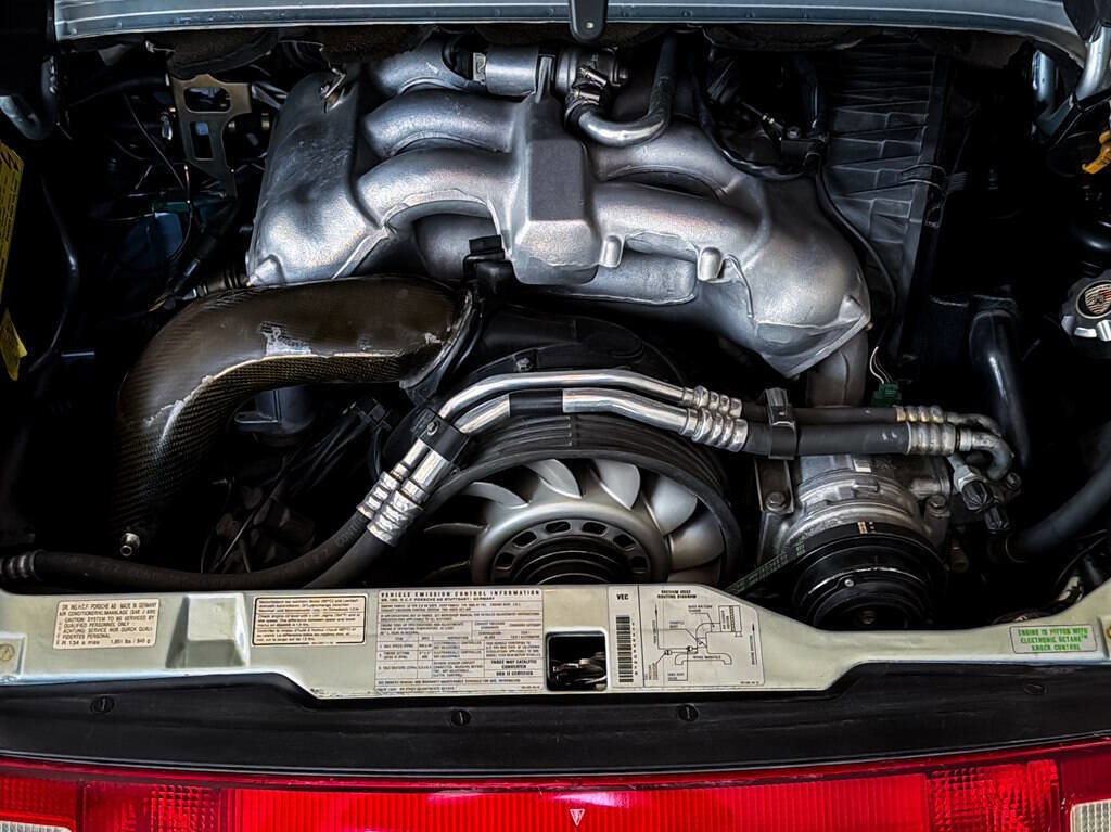 Used 1996 Porsche 911 Carrera RWD image 28