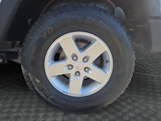Used 2014 Jeep Wrangler Sport w/ Quick Order Package 24S AWD/4WD image 30