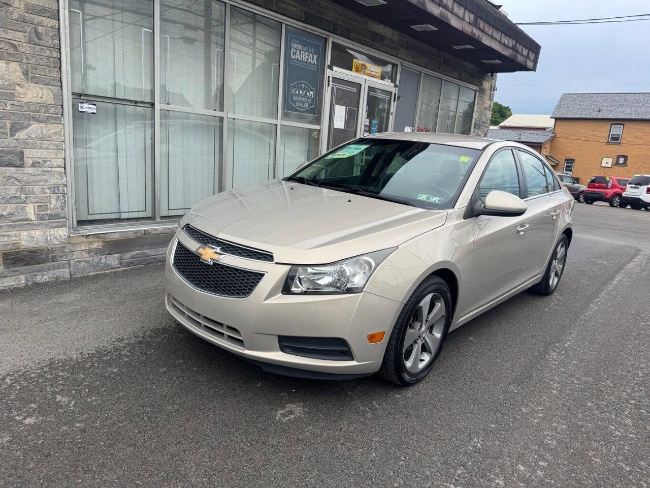 Used 2011 Chevrolet Cruze LT FWD image 1