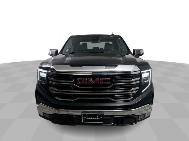 Used 2023 GMC Sierra 1500 SLT AWD/4WD image 3