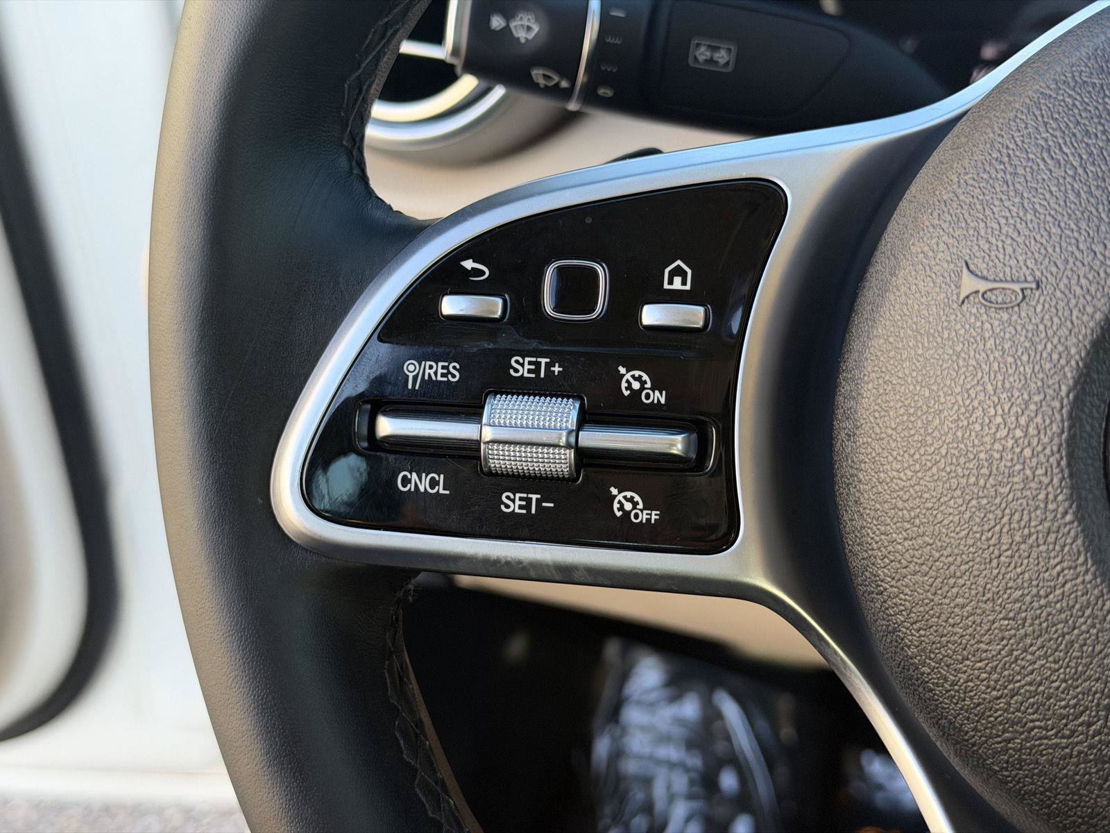 Used 2019 Mercedes-Benz C 300 4MATIC Sedan image 15