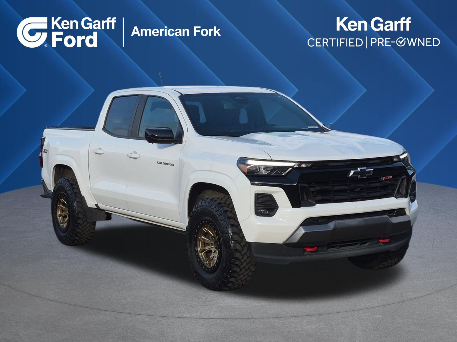 Used 2024 Chevrolet Colorado Z71 w/ Z71 Convenience Package 2