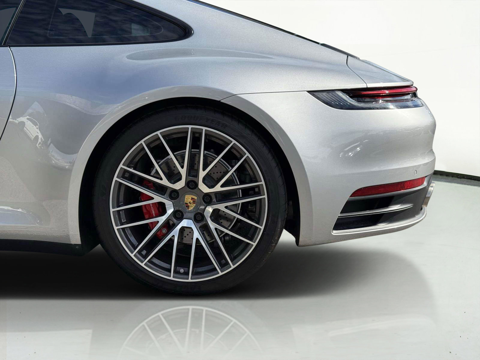 Used 2022 Porsche 911 Carrera S w/ Premium Package image 15