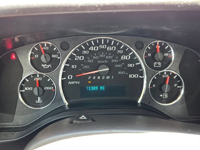 Used 2016 Chevrolet Express 3500 RWD image 20