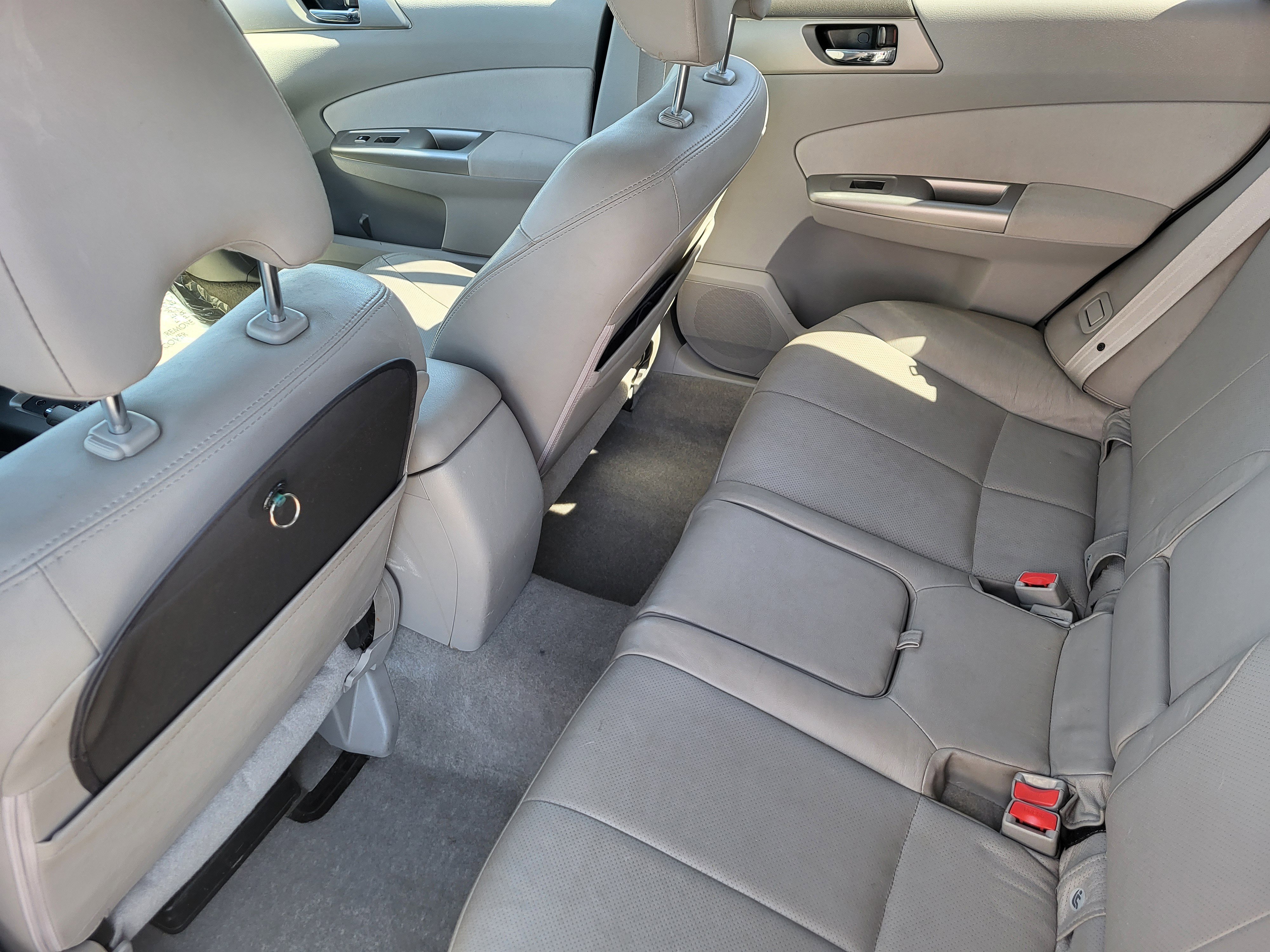 Used 2010 Subaru Forester 2.5X Limited w/ Popular Equipment Group 4B image 28