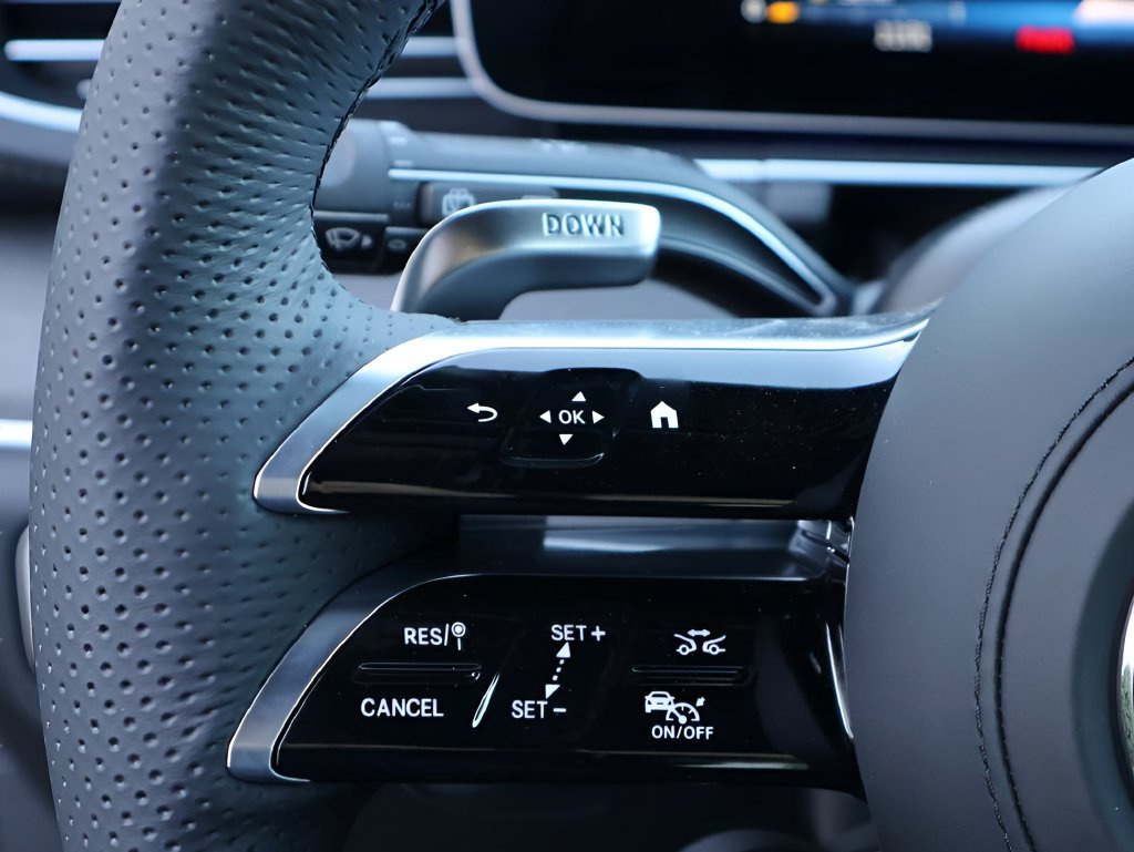 Certified 2026 Mercedes-Benz GLE 53 AMG 4MATIC image 34