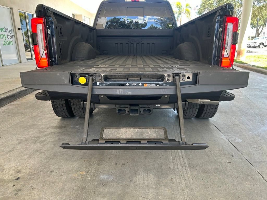 Used 2025 Ford F450 Platinum w/ Platinum Plus Package AWD/4WD image 43