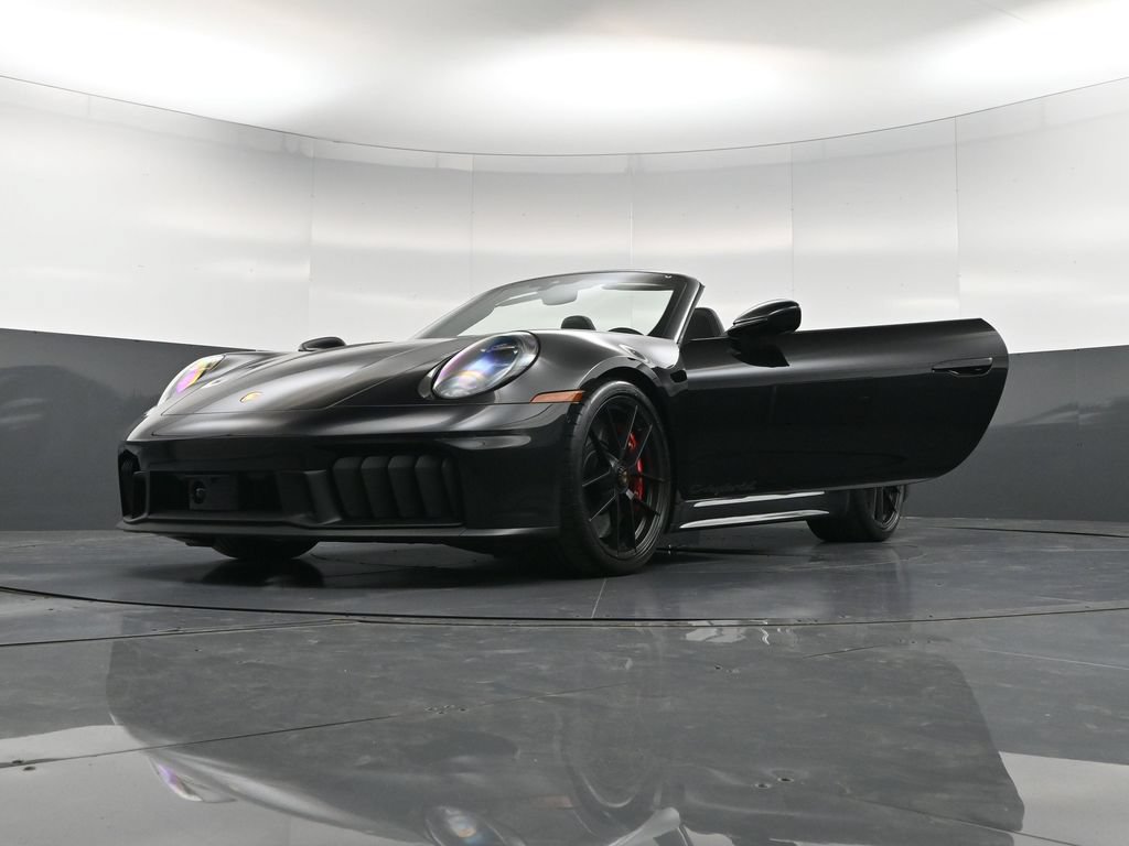 Certified 2026 Porsche 911 Carrera 4 GTS AWD/4WD image 38