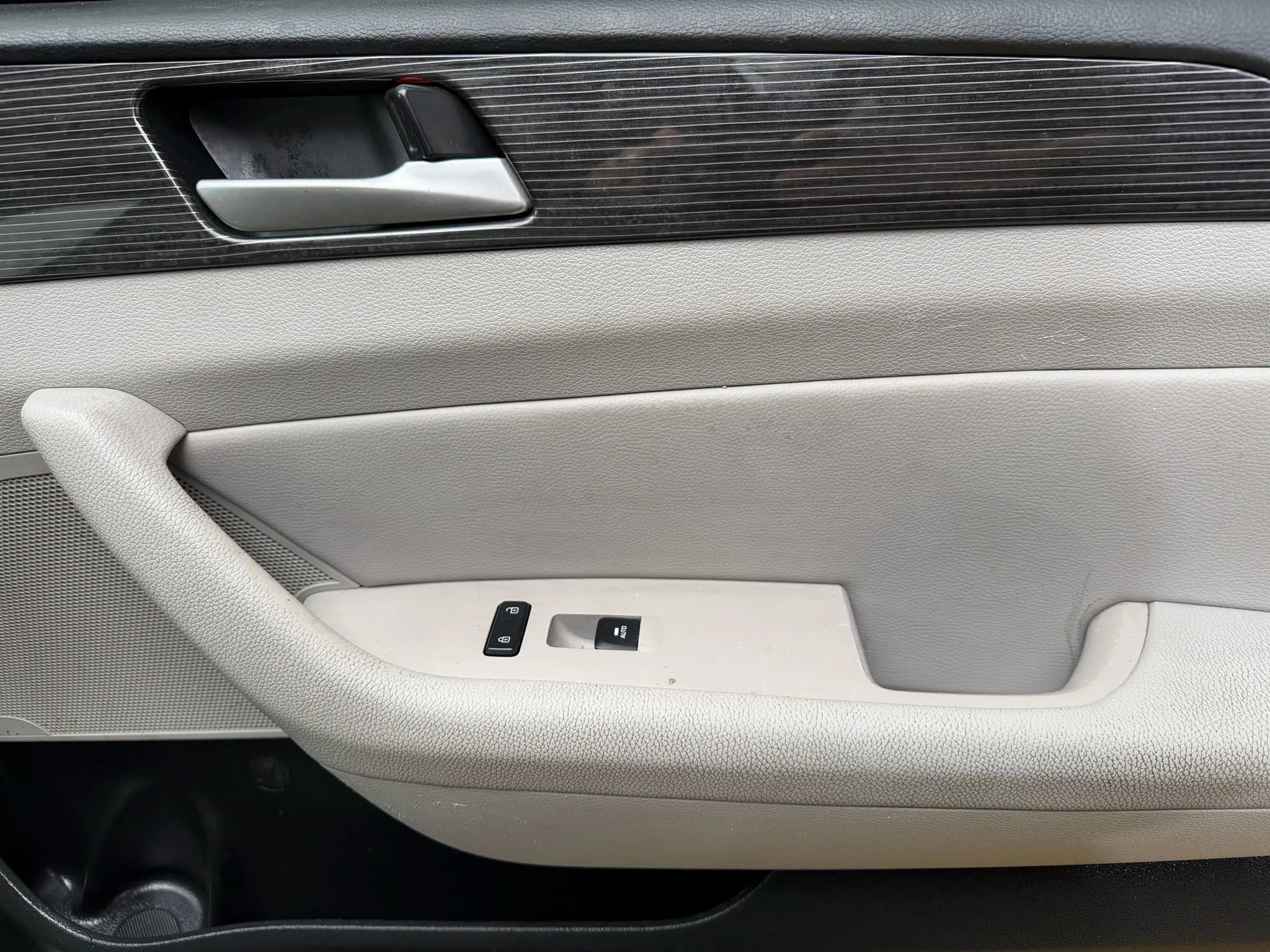 Used 2018 Hyundai Sonata Limited w/ Limited Ultimate Package 03 image 15