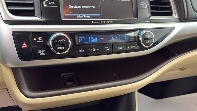 Used 2016 Toyota Highlander Plus image 14