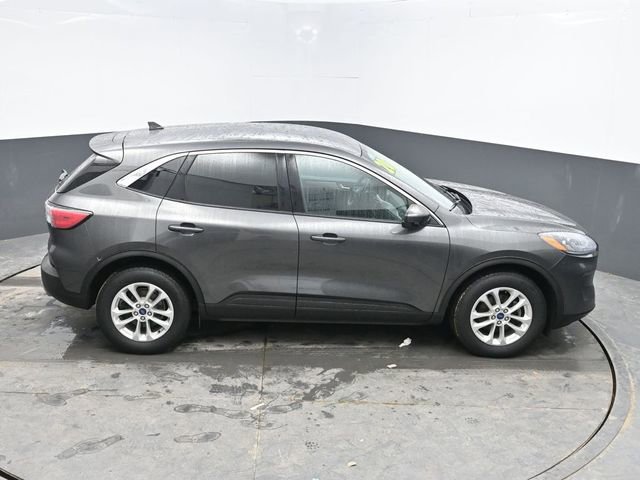 Used 2020 Ford Escape SE image 31