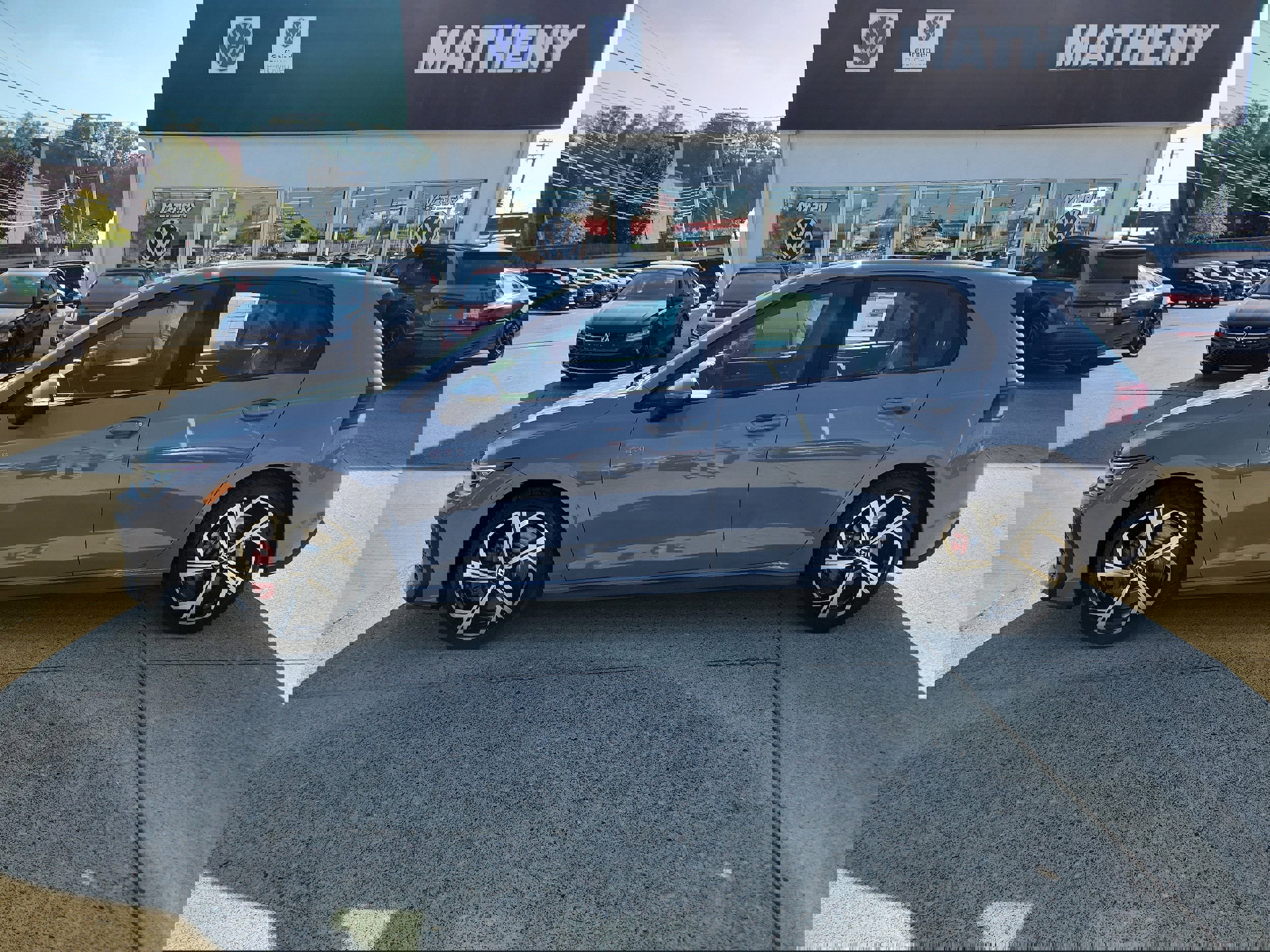 New 2025 Volkswagen GTI SE video 2