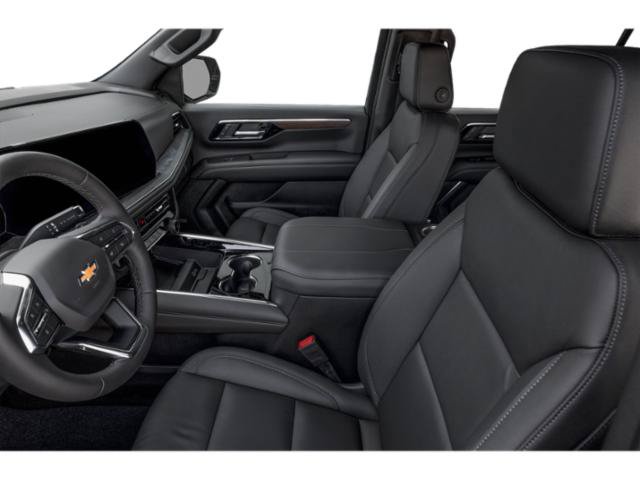 Used 2025 Chevrolet Suburban LT AWD/4WD image 8