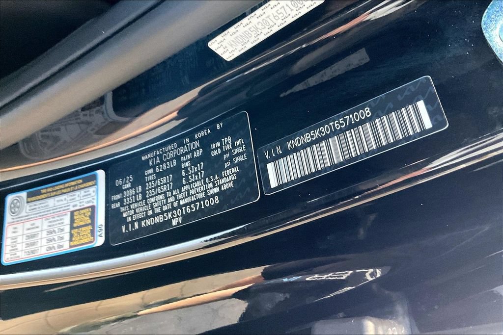 Used 2026 Kia Carnival FWD image 37