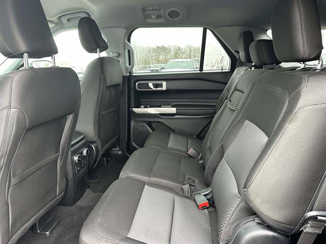 Used 2023 Ford Explorer XLT AWD/4WD image 33