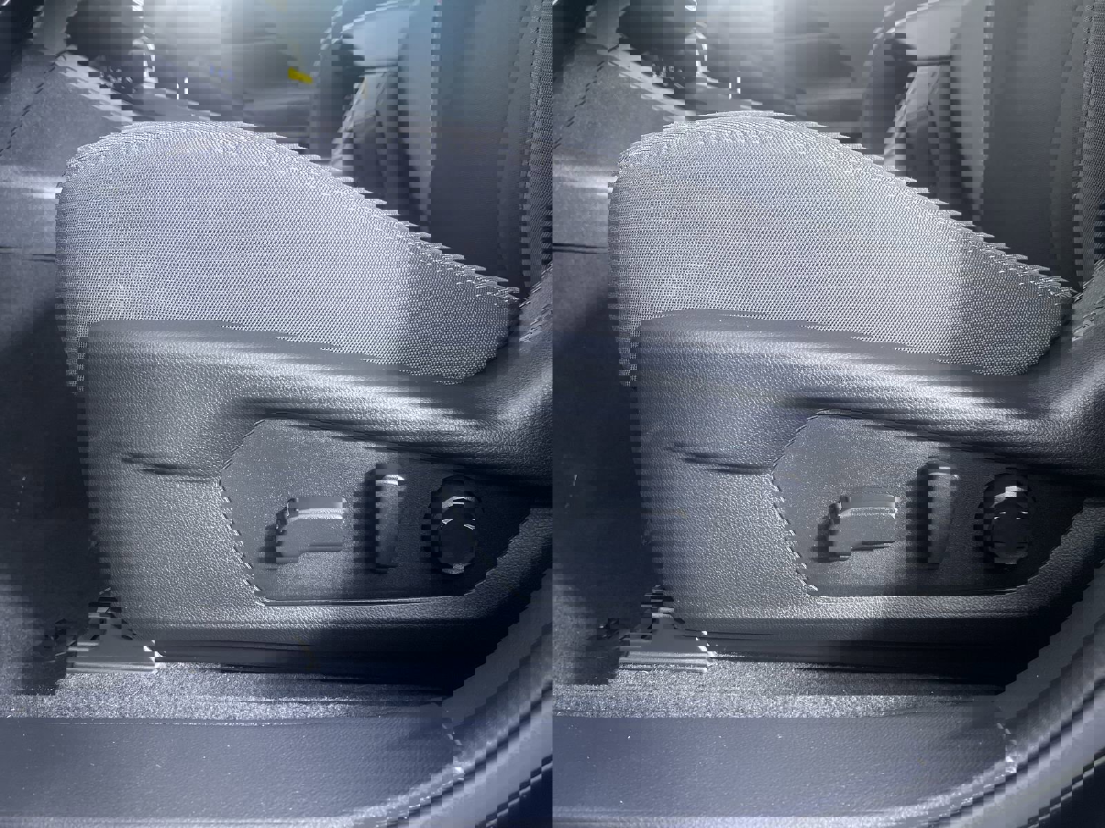 Certified 2025 Subaru Crosstrek 2.0i Premium image 13