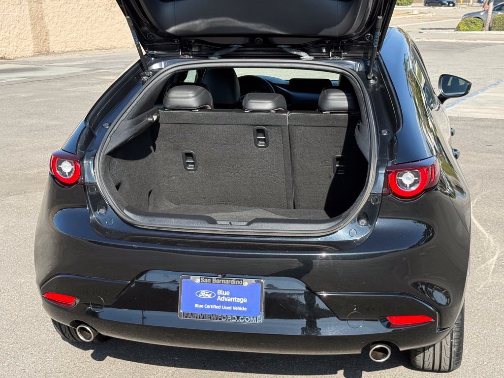 Used 2023 MAZDA MAZDA3 s FWD image 17