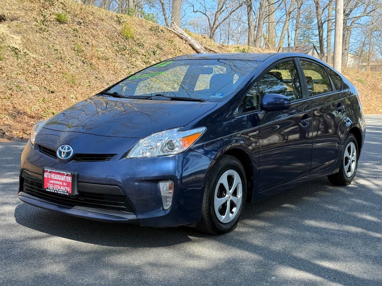 Used 2012 Toyota Prius Two FWD image 1