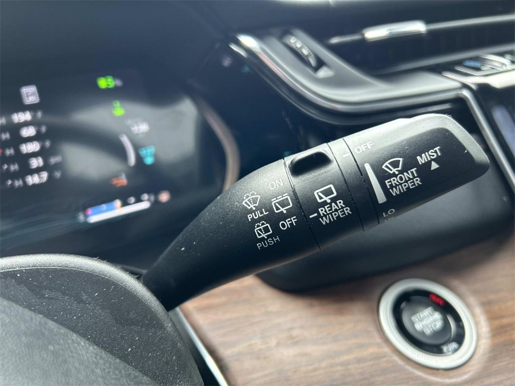 Used 2023 Jeep Grand Cherokee Summit w/ High Altitude Package image 30