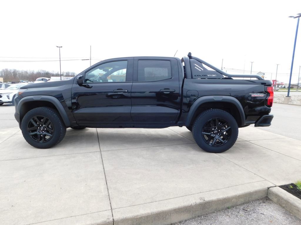 New 2025 Chevrolet Colorado Trail Boss w/ Midnight Edition image 9