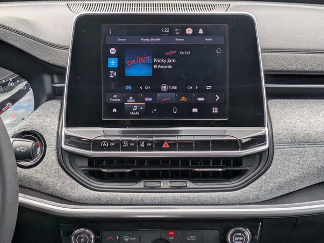 Used 2022 Jeep Compass Latitude image 24