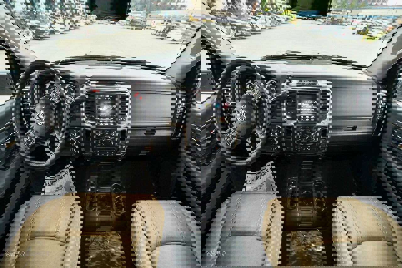 Used 2017 RAM 5500 SLT w/ Quick Order Package 29G SLT AWD/4WD image 14