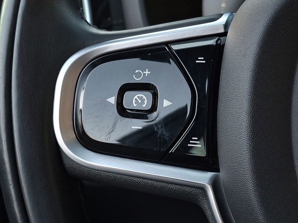 Used 2019 Volvo S60 T6 Inscription image 17