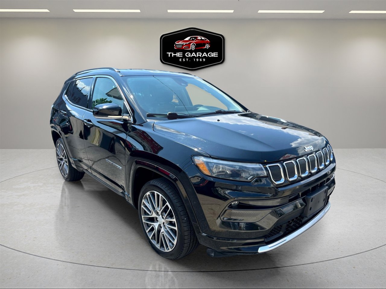 Used 2022 Jeep Compass Limited w/ Elite Group image 7