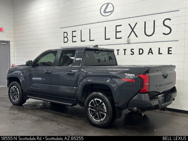 Used 2024 Toyota Tacoma TRD Sport AWD/4WD image 5