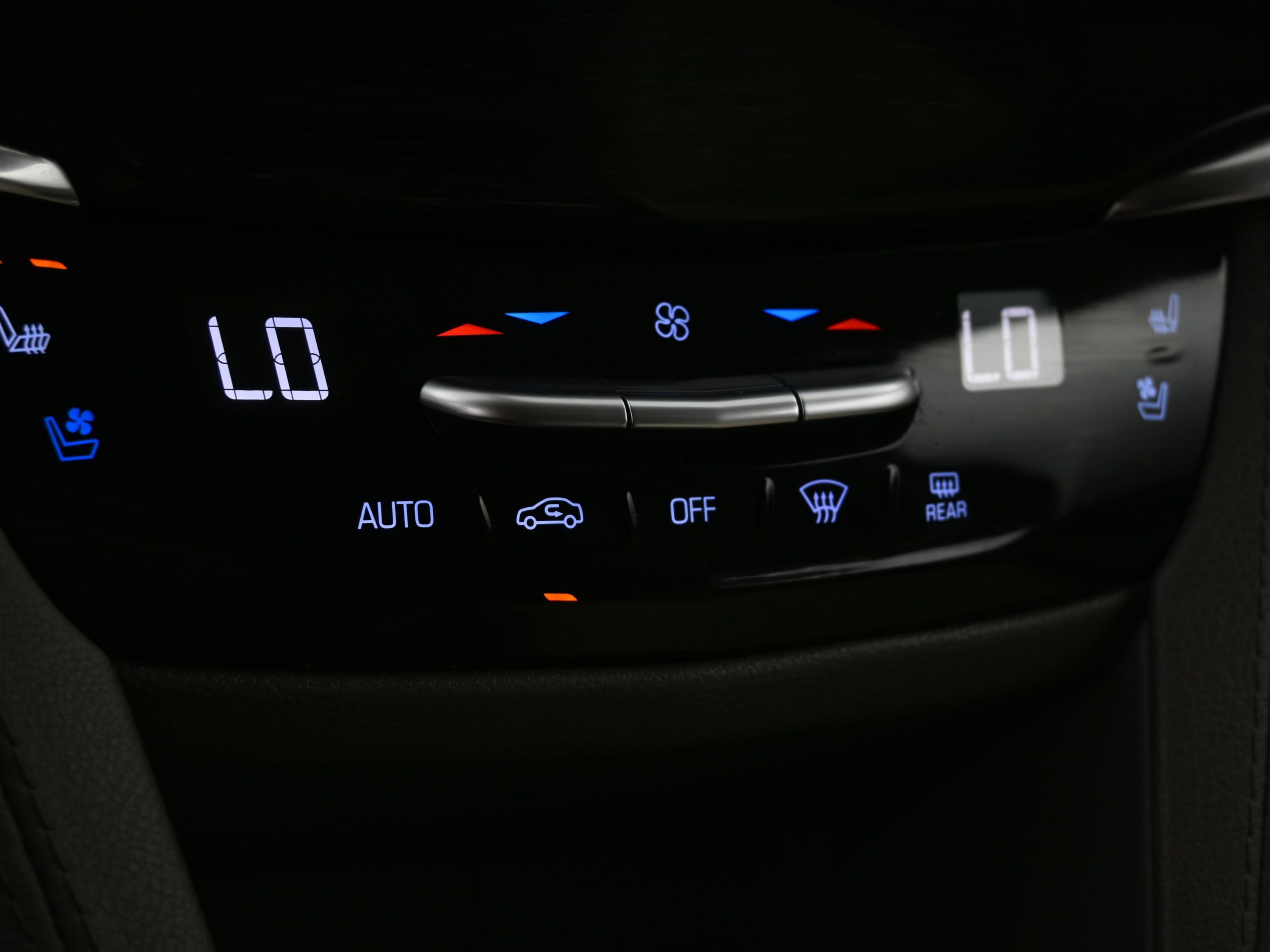 Used 2023 Cadillac XT6 Premium Luxury image 26