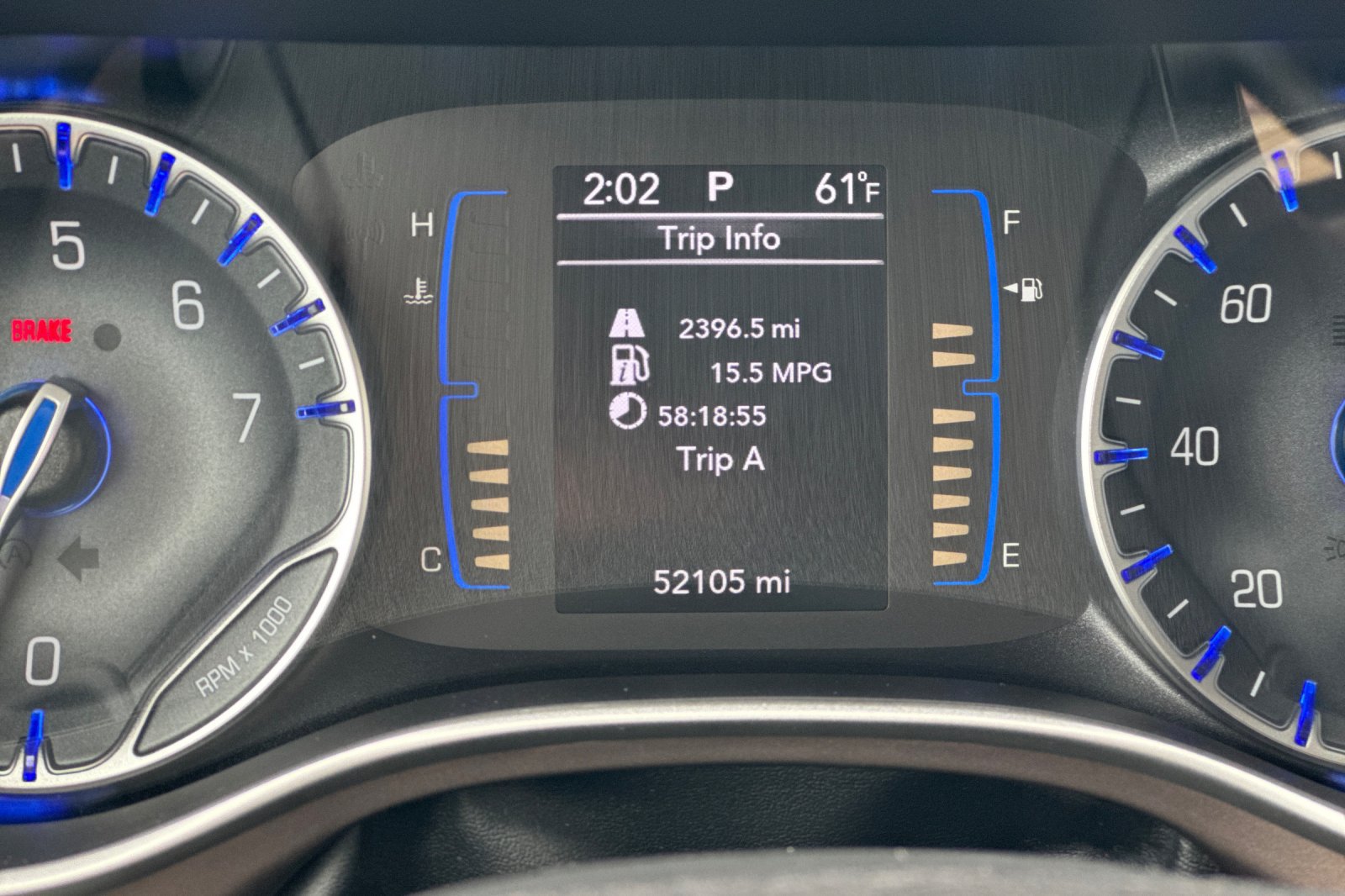 Used 2018 Chrysler Pacifica Touring-L FWD image 24