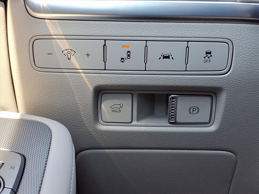 Used 2022 Hyundai Palisade Limited image 18